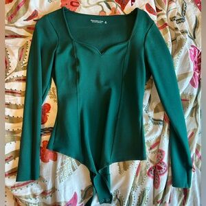 Green Long Sleeve Bodysuit size M